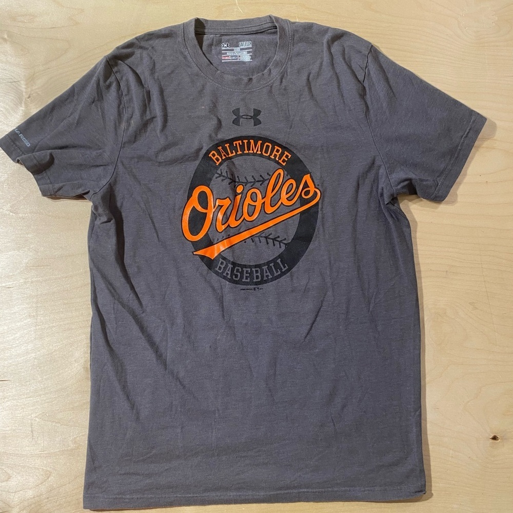 Under Armour Gray Baltimore Orioles T-Shirt Small (PW)